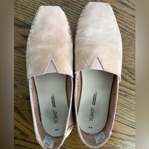TOMS Women's light pink peach Suede Flats